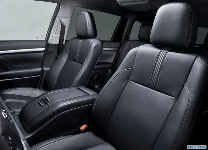 2017 Toyota Highlander - фотография 3 из 13