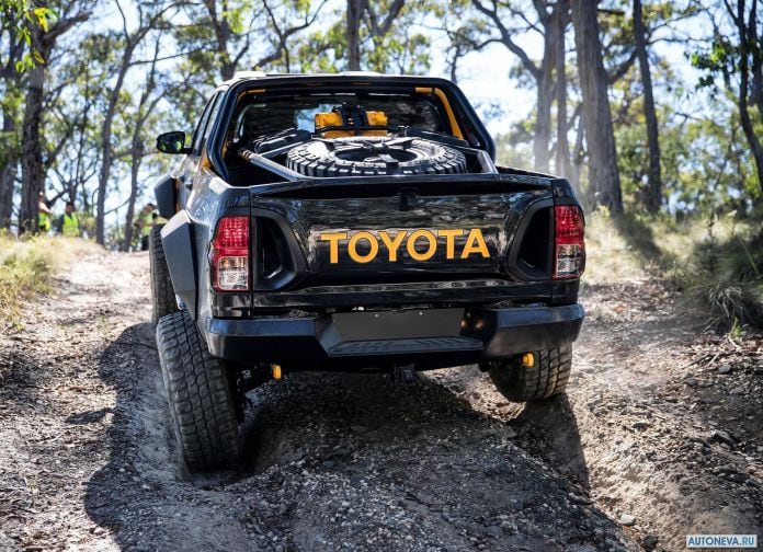 2017 Toyota Hilux Tonka Concept - фотография 36 из 53