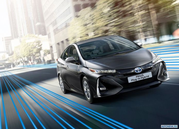2017 Toyota Prius Plug-in Hybrid - фотография 17 из 160