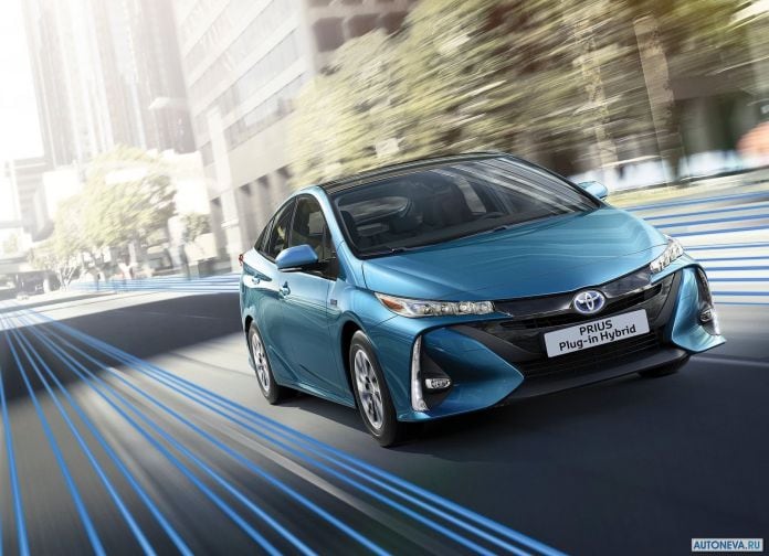2017 Toyota Prius Plug-in Hybrid - фотография 18 из 160