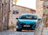 toyota_2017_prius_plug_in_hybrid_084.jpg