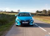 toyota_2017_prius_plug_in_hybrid_089.jpg