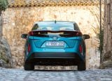 toyota_2017_prius_plug_in_hybrid_093.jpg