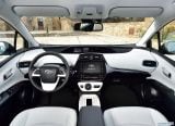 toyota_2017_prius_plug_in_hybrid_099.jpg