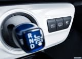 toyota_2017_prius_plug_in_hybrid_104.jpg