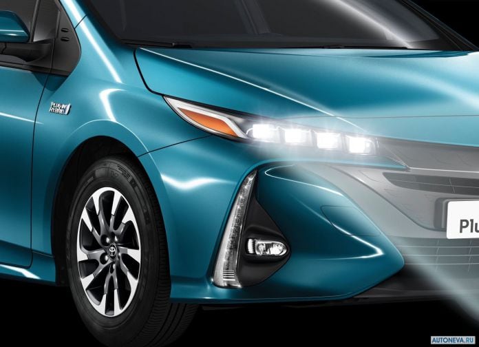 2017 Toyota Prius Plug-in Hybrid - фотография 129 из 160