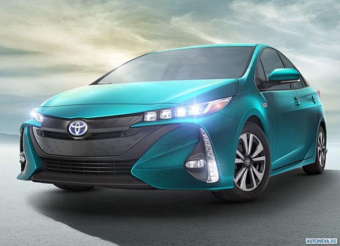 2017 Toyota Prius Prime - фотография 1 из 83