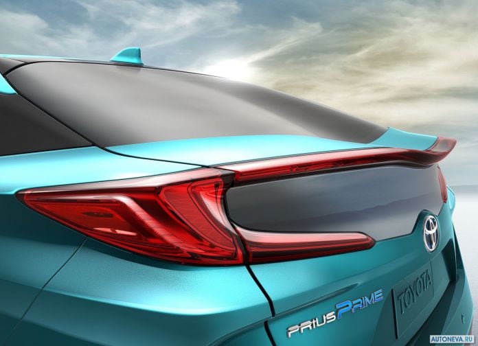 2017 Toyota Prius Prime - фотография 20 из 83
