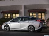 toyota_2017_prius_prime_029.jpg