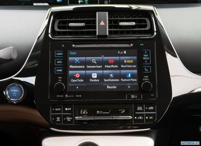 2017 Toyota Prius Prime - фотография 56 из 83