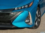 toyota_2017_prius_prime_074.jpg