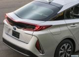 toyota_2017_prius_prime_076.jpg