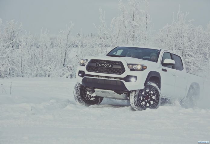 2017 Toyota Tacoma TRD Pro - фотография 4 из 49