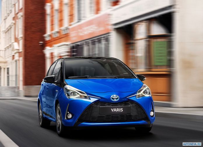2017 Toyota Yaris - фотография 4 из 28