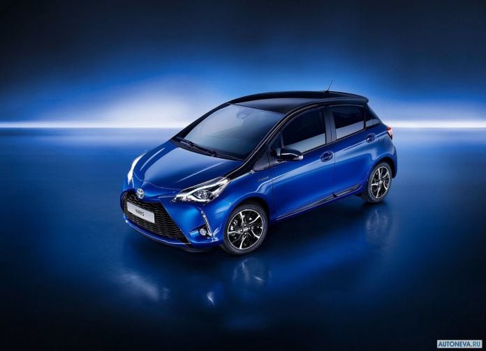 2017 Toyota Yaris - фотография 10 из 28