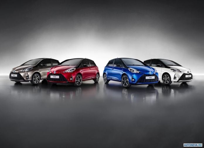 2017 Toyota Yaris - фотография 16 из 28