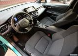 toyota_2018_c_hr_us_version_046.jpg