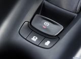 toyota_2018_c_hr_us_version_060.jpg