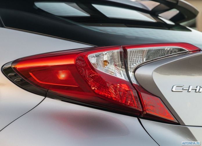 2018 Toyota C-HR US-version - фотография 73 из 95