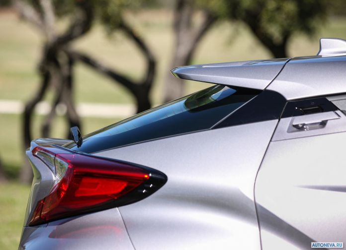 2018 Toyota C-HR US-version - фотография 76 из 95