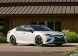 toyota_2018_camry_010.jpg