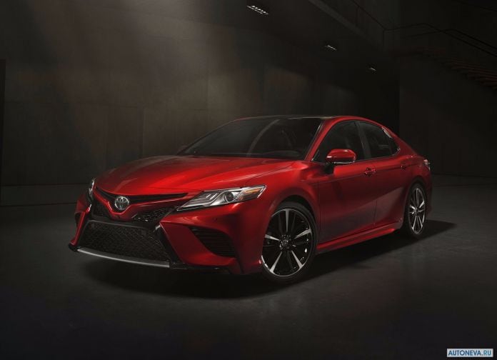 2018 Toyota Camry USA - фотография 21 из 111