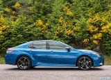 toyota_2018_camry_040.jpg