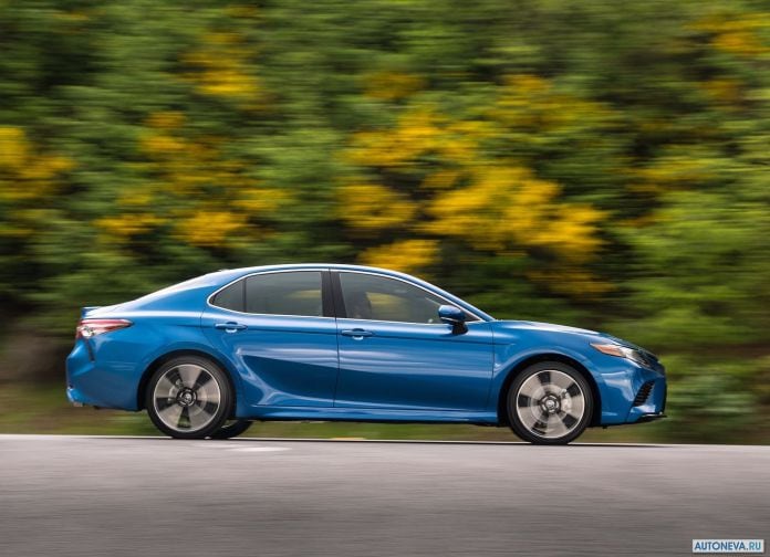 2018 Toyota Camry USA - фотография 43 из 111