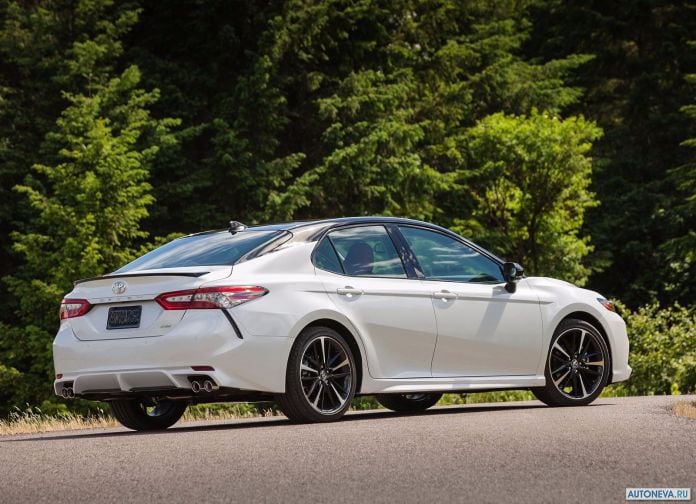 2018 Toyota Camry USA - фотография 51 из 111
