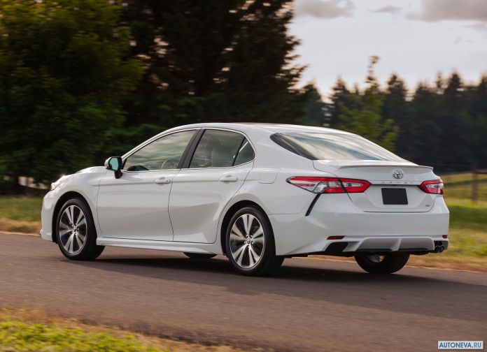 2018 Toyota Camry USA - фотография 53 из 111