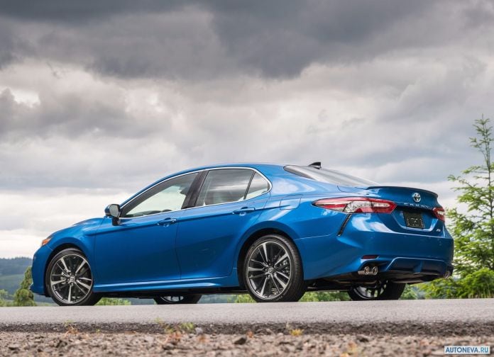 2018 Toyota Camry USA - фотография 55 из 111