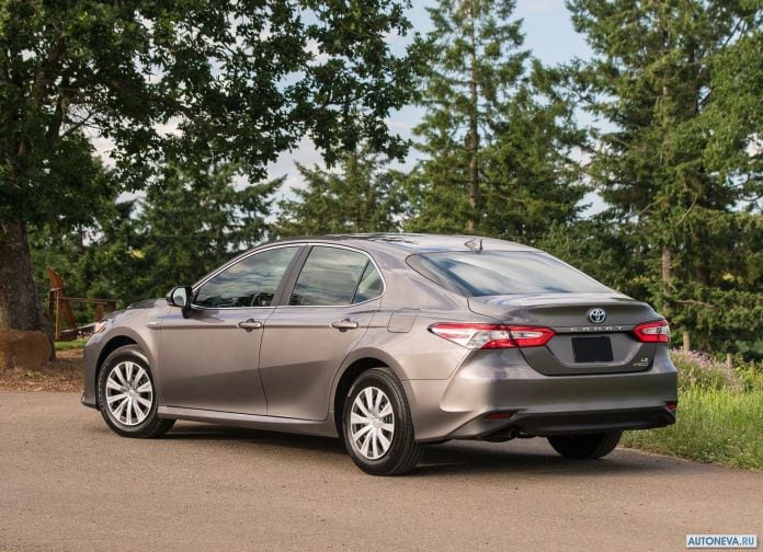 2018 Toyota Camry USA - фотография 59 из 111
