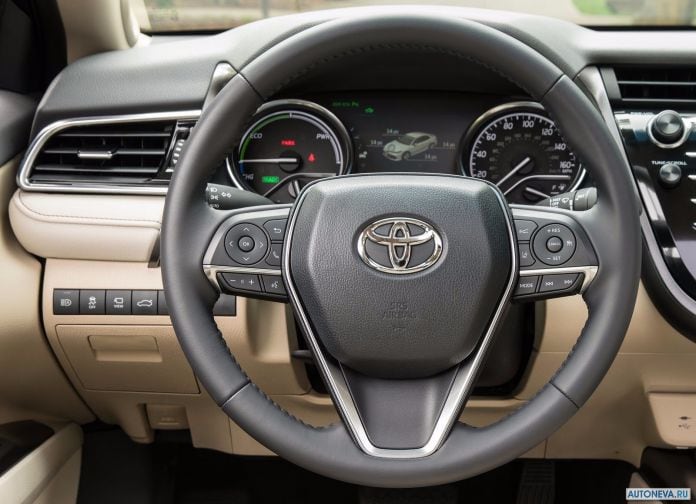 2018 Toyota Camry USA - фотография 76 из 111