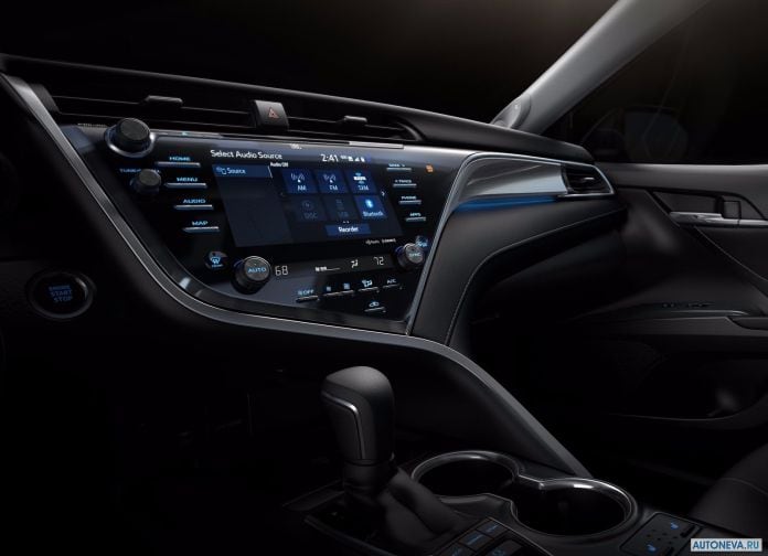 2018 Toyota Camry USA - фотография 83 из 111
