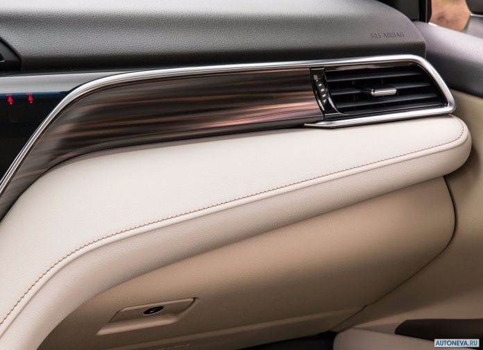 2018 Toyota Camry USA - фотография 85 из 111
