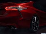 toyota_2018_camry_095.jpg
