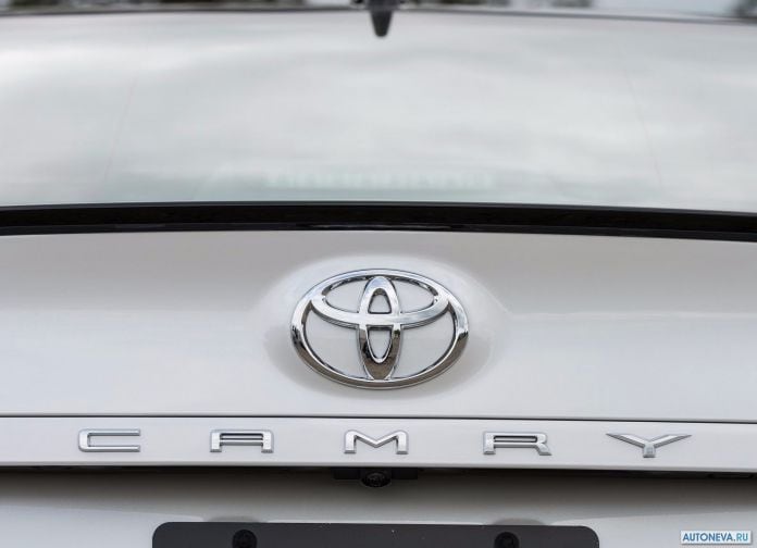 2018 Toyota Camry USA - фотография 99 из 111