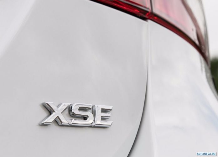 2018 Toyota Camry USA - фотография 103 из 111