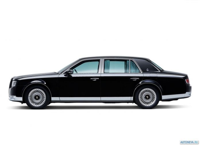 2018 Toyota Century - фотография 6 из 37