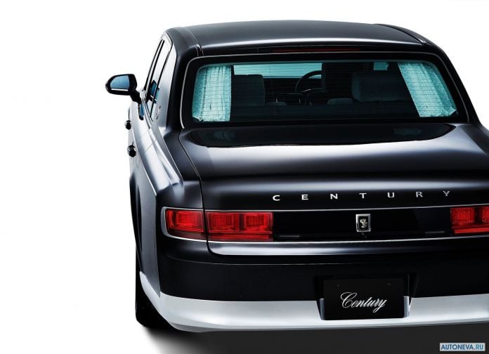 2018 Toyota Century - фотография 11 из 37