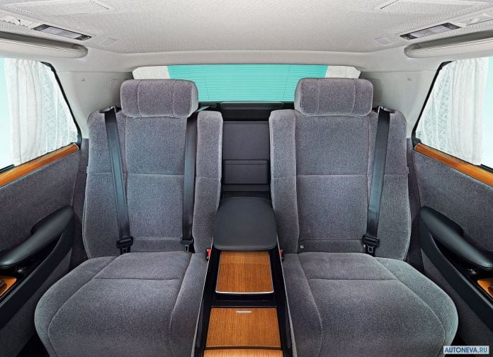 2018 Toyota Century - фотография 18 из 37
