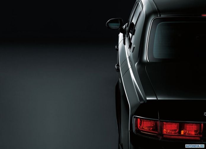 2018 Toyota Century - фотография 31 из 37