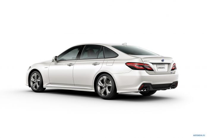 2018  Toyota Crown RS Advance - фотография 6 из 11