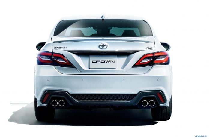 2018  Toyota Crown RS Advance - фотография 7 из 11