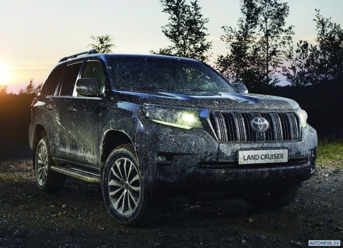 2018 Toyota Land Cruiser Prado - фотография 1 из 24