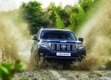 toyota_2018_land_cruiser_008.jpg