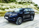 toyota_2018_land_cruiser_010.jpg