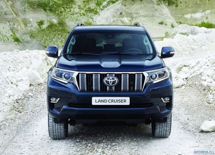 2018 Toyota Land Cruiser Prado - фотография 13 из 24