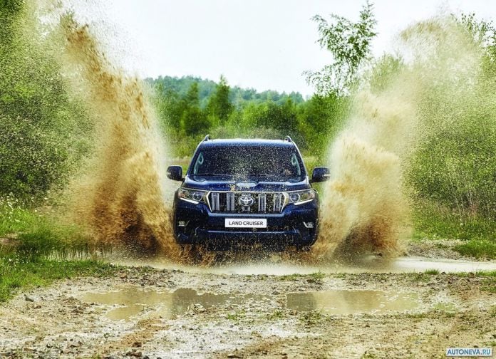 2018 Toyota Land Cruiser Prado - фотография 14 из 24