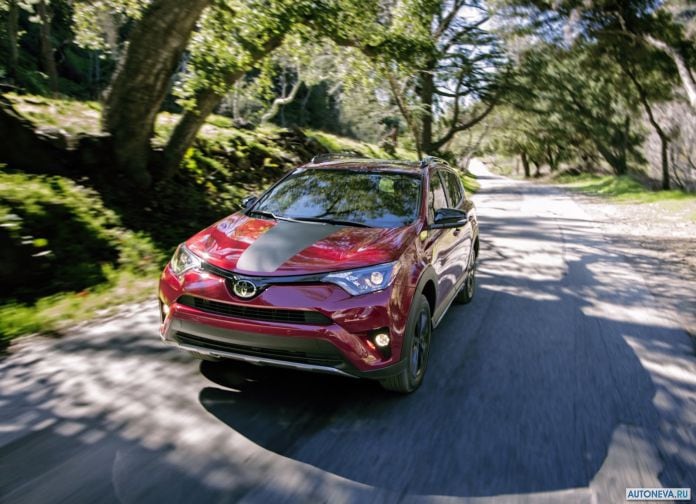 2018 Toyota Rav4 Adventure - фотография 3 из 15